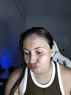 Snapshot of dani123unica chatting on February 18, 4:25 pm dani123unica online show from February 18, 4:25 pm