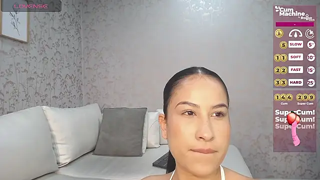 Snapshot of Madeline_Dreams chatting on December 9, 1:13 pm Madeline Dreams online show from December 9, 1:13 pm