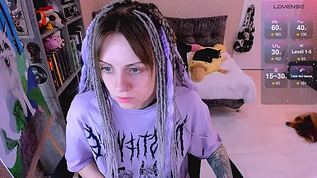 NaniMoore online show from December 9, 8:11 am