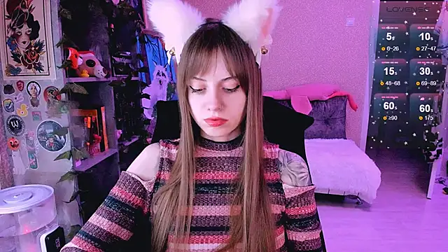 NaniMoore online show from February 4, 8:06 pm