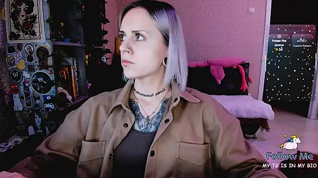 NaniMoore online show from January 12, 8:14 pm