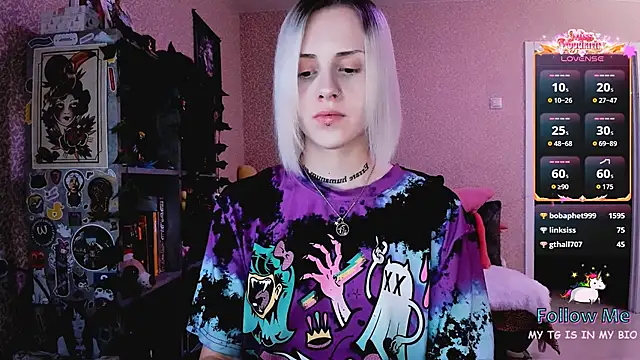 NaniMoore online show from January 16, 9:41 pm