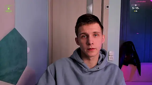 Snapshot of MarkGWalker chatting on January 24, 10:32 am MarkGWalker online show from January 24, 10:32 am