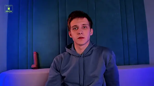 Snapshot of MarkGWalker chatting on March 2, 4:28 am MarkGWalker online show from March 2, 4:28 am