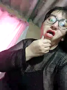 clarita 01 online show from October 25, 10:56 am