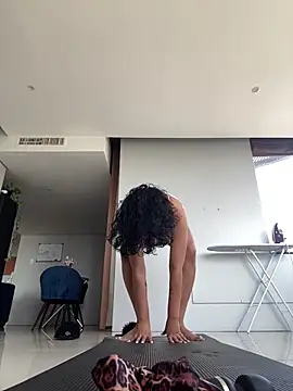 Snapshot of Indianbutter11 chatting on November 23, 6:13 am Indianbutter11 online show from November 23, 6:13 am