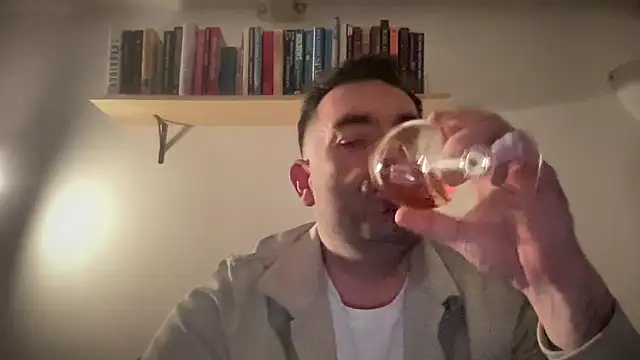 Horny littledevil online show from March 3, 12:26 am