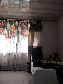 Snapshot of amaranta_c chatting on November 28, 2:42 pm amaranta c online show from November 28, 2:42 pm