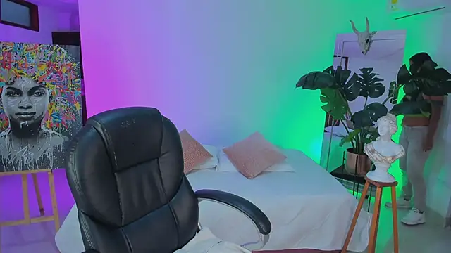 Snapshot of JANYLOVE__ chatting on February 17, 10:45 am JANYLOVE online show from February 17, 10:45 am