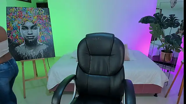 Snapshot of JANYLOVE__ chatting on February 25, 10:47 am JANYLOVE online show from February 25, 10:47 am