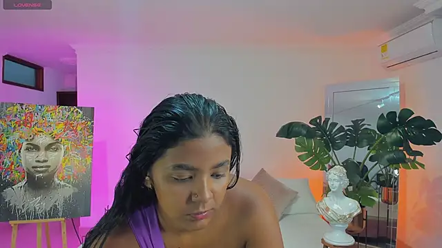 Snapshot of JANYLOVE__ chatting on April 25, 11:13 am JANYLOVE online show from April 25, 11:13 am
