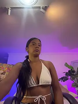 Snapshot of JANYLOVE__ chatting on April 30, 10:54 am JANYLOVE online show from April 30, 10:54 am