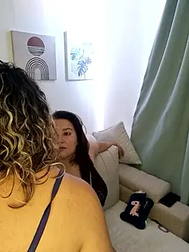 kitty 84 online show from May 31, 12:45 pm
