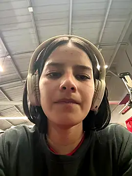  vaness online show from December 2, 6:08 am