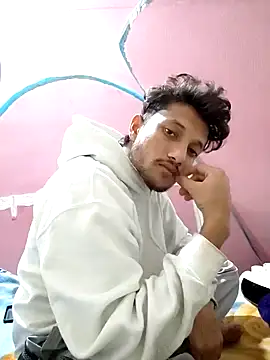 Snapshot of Indiandaddy11 chatting on December 3, 6:49 pm Indiandaddy11 online show from December 3, 6:49 pm