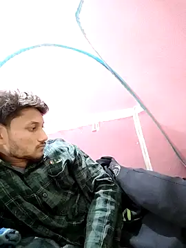 Snapshot of Indiandaddy11 chatting on December 8, 5:22 pm Indiandaddy11 online show from December 8, 5:22 pm