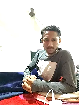 Snapshot of Indiandaddy11 chatting on March 22, 6:36 pm Indiandaddy11 online show from March 22, 6:36 pm