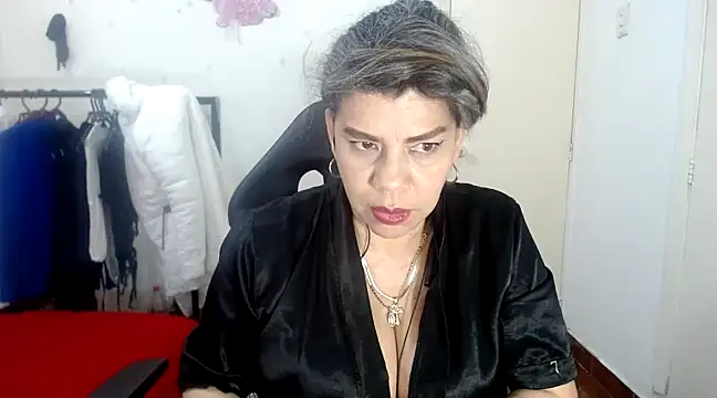 vikyadams online show from February 24, 1:53 pm