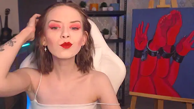 FascinatingEyess online show from November 18, 7:07 pm