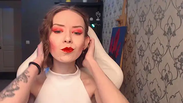 FascinatingEyess online show from March 30, 8:43 pm