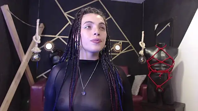 elizatexx online show from December 13, 10:34 pm