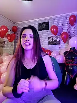 elizatexx online show from March 17, 10:38 pm