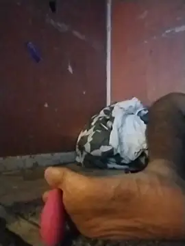 Snapshot of brownfeet chatting on February 28, 5:04 am brownfeet online show from February 28, 5:04 am