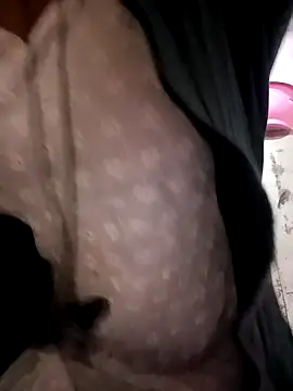Snapshot of Sexy-bhabhi78 chatting on December 18, 2:53 am Sexy-bhabhi78 online show from December 18, 2:53 am