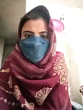 Snapshot of Sexy-bhabhi78 chatting on January 8, 2:46 am Sexy-bhabhi78 online show from January 8, 2:46 am