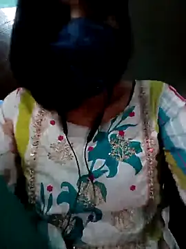 Snapshot of Sexy-bhabhi78 chatting on October 10, 3:38 am Sexy-bhabhi78 online show from October 10, 3:38 am