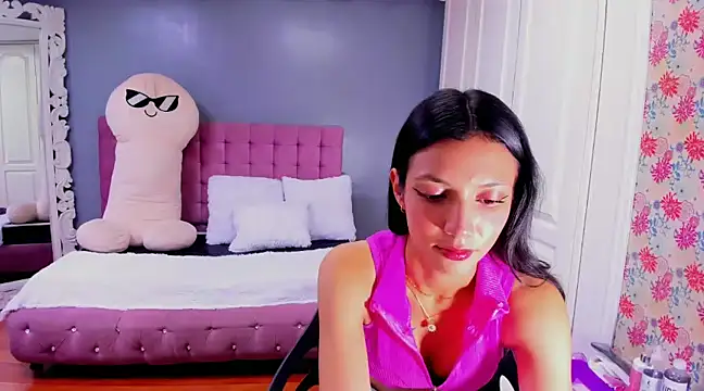 Iris Stone  online show from January 27, 7:56 pm