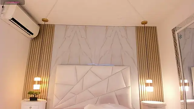 belacampbell online show from November 22, 6:12 am