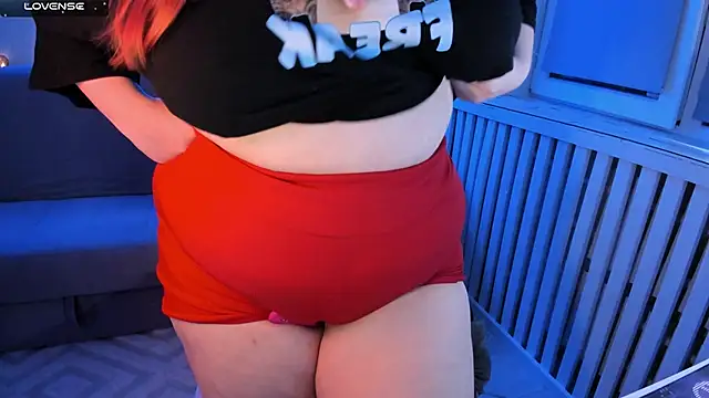 Snapshot of Melissa_Purr chatting on November 27, 2:02 am Melissa Purr online show from November 27, 2:02 am