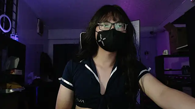 Snapshot of Erin_Song chatting on February 12, 1:48 pm Erin Song online show from February 12, 1:48 pm