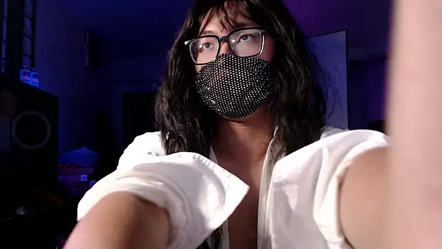 Snapshot of Erin_Song chatting on October 24, 3:19 pm Erin Song online show from October 24, 3:19 pm