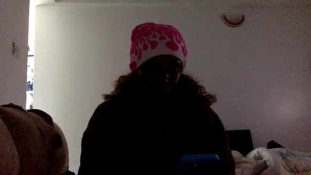 Rose berry online show from February 2, 5:42 am