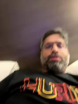 blueleopard05 online show from December 21, 7:04 am