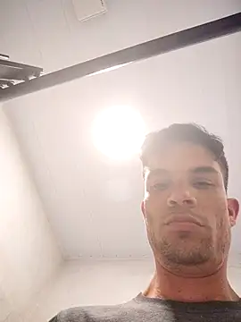 Snapshot of 719610 chatting on October 9, 3:04 am 719610 online show from October 9, 3:04 am