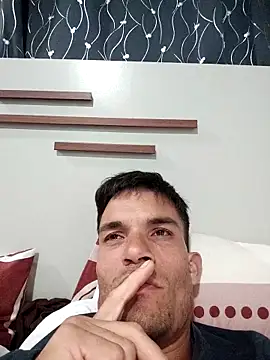 Snapshot of 719610 chatting on November 10, 2:10 am 719610 online show from November 10, 2:10 am