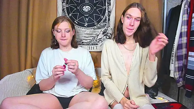 Calvin and Kevin online show from February 20, 9:20 pm