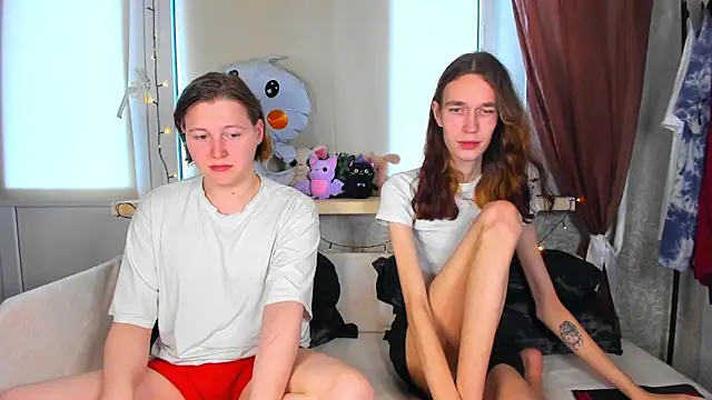 Calvin and Kevin online show from October 17, 4:48 am