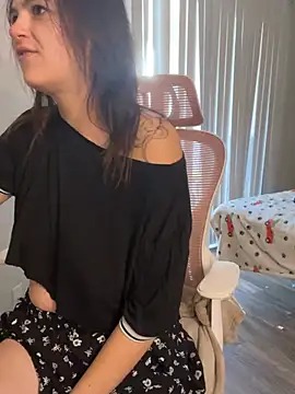 SafeinouterSpace online show from February 3, 9:09 pm