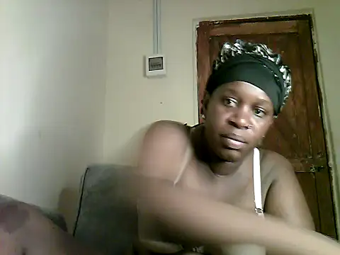 Sexy valentine001 online show from October 12, 1:04 am