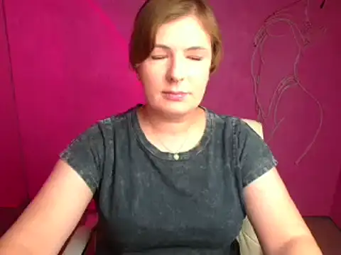 Snapshot of Lissmilf chatting on October 13, 11:43 am Lissmilf online show from October 13, 11:43 am