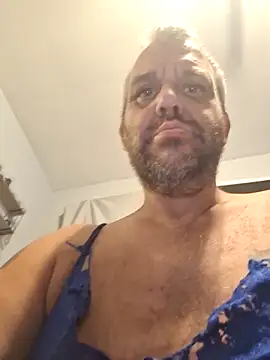 Snapshot of silkstroker6981 chatting on September 26, 12:14 am silkstroker6981 online show from September 26, 12:14 am