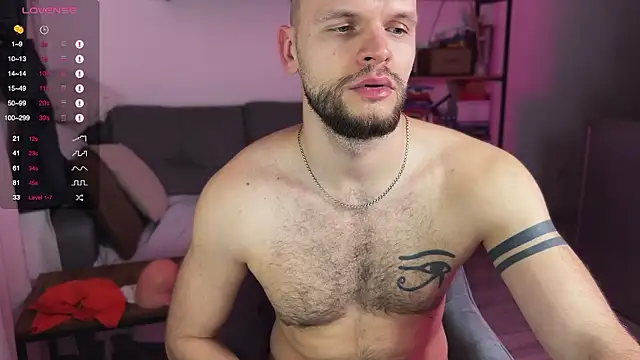 Snapshot of maxx_alexx chatting on December 8, 2:19 pm maxx alexx online show from December 8, 2:19 pm