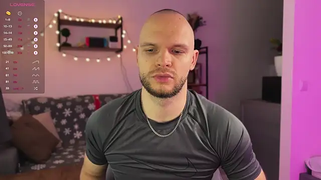 Snapshot of maxx_alexx chatting on December 24, 9:28 am maxx alexx online show from December 24, 9:28 am