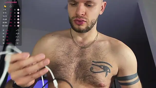 Snapshot of maxx_alexx chatting on February 6, 3:09 pm maxx alexx online show from February 6, 3:09 pm