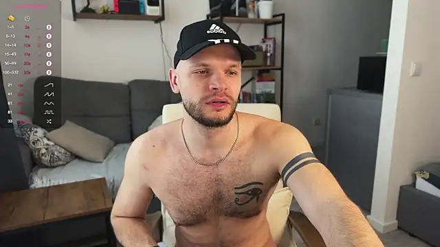 Snapshot of maxx_alexx chatting on March 11, 8:20 am maxx alexx online show from March 11, 8:20 am