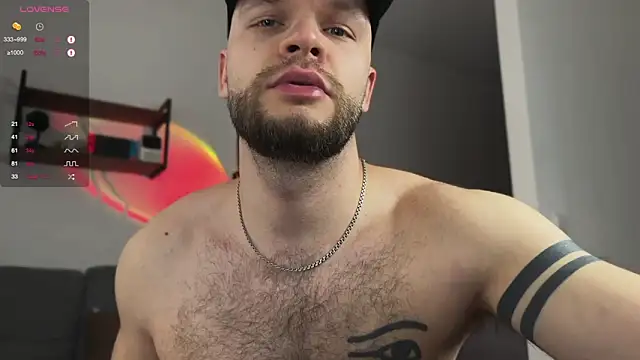 Snapshot of maxx_alexx chatting on March 21, 8:17 am maxx alexx online show from March 21, 8:17 am